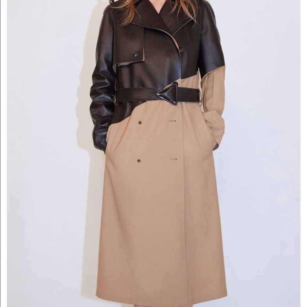 BOTTEGA VENETA NWT Leather and Wool Trench. - Picture 6 of 13